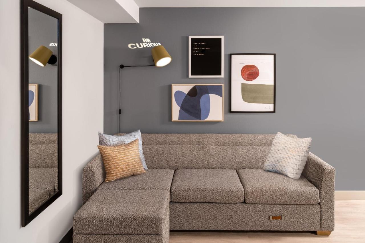 Atwell Suites Austin Airport By Ihg Bagian luar foto