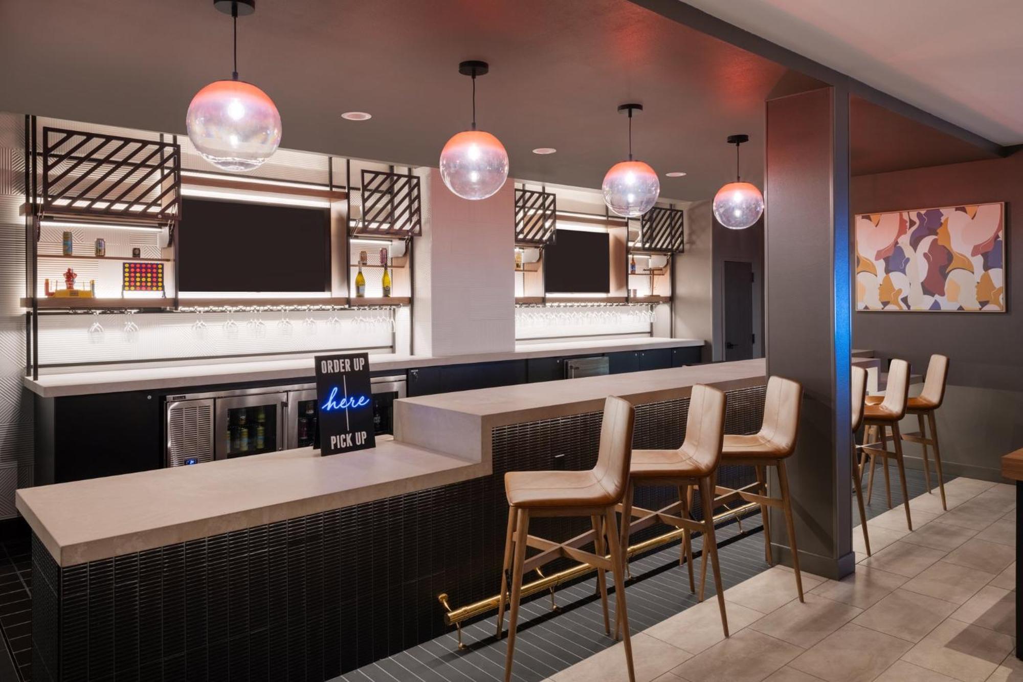 Atwell Suites Austin Airport By Ihg Bagian luar foto