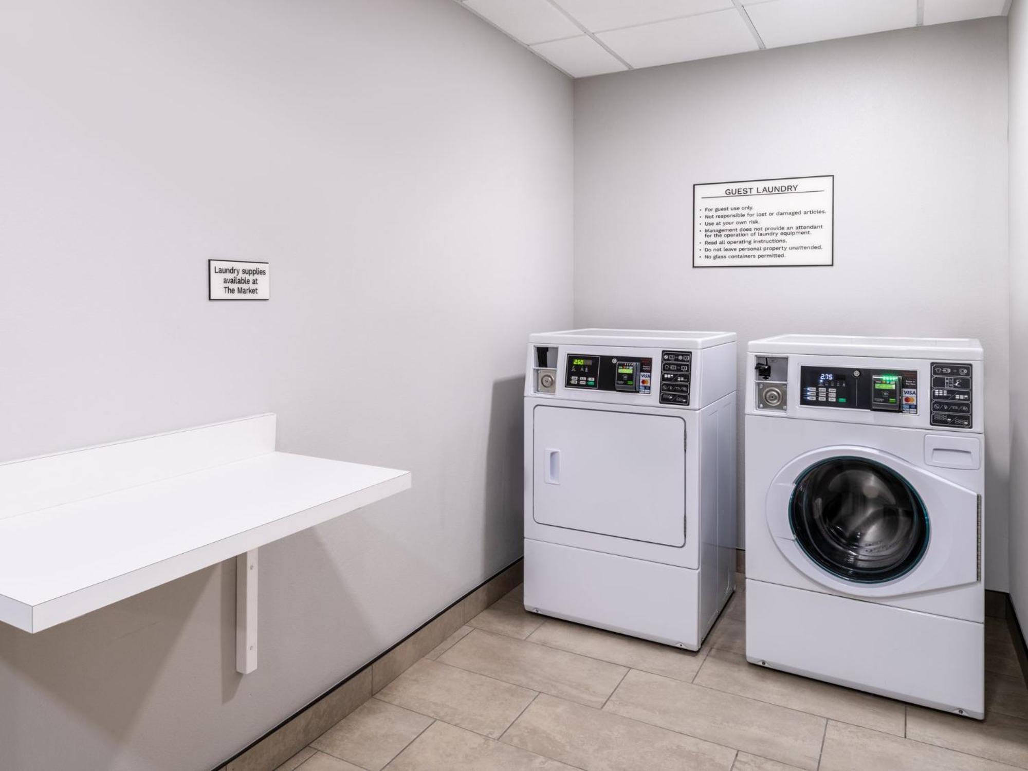 Atwell Suites Austin Airport By Ihg Bagian luar foto
