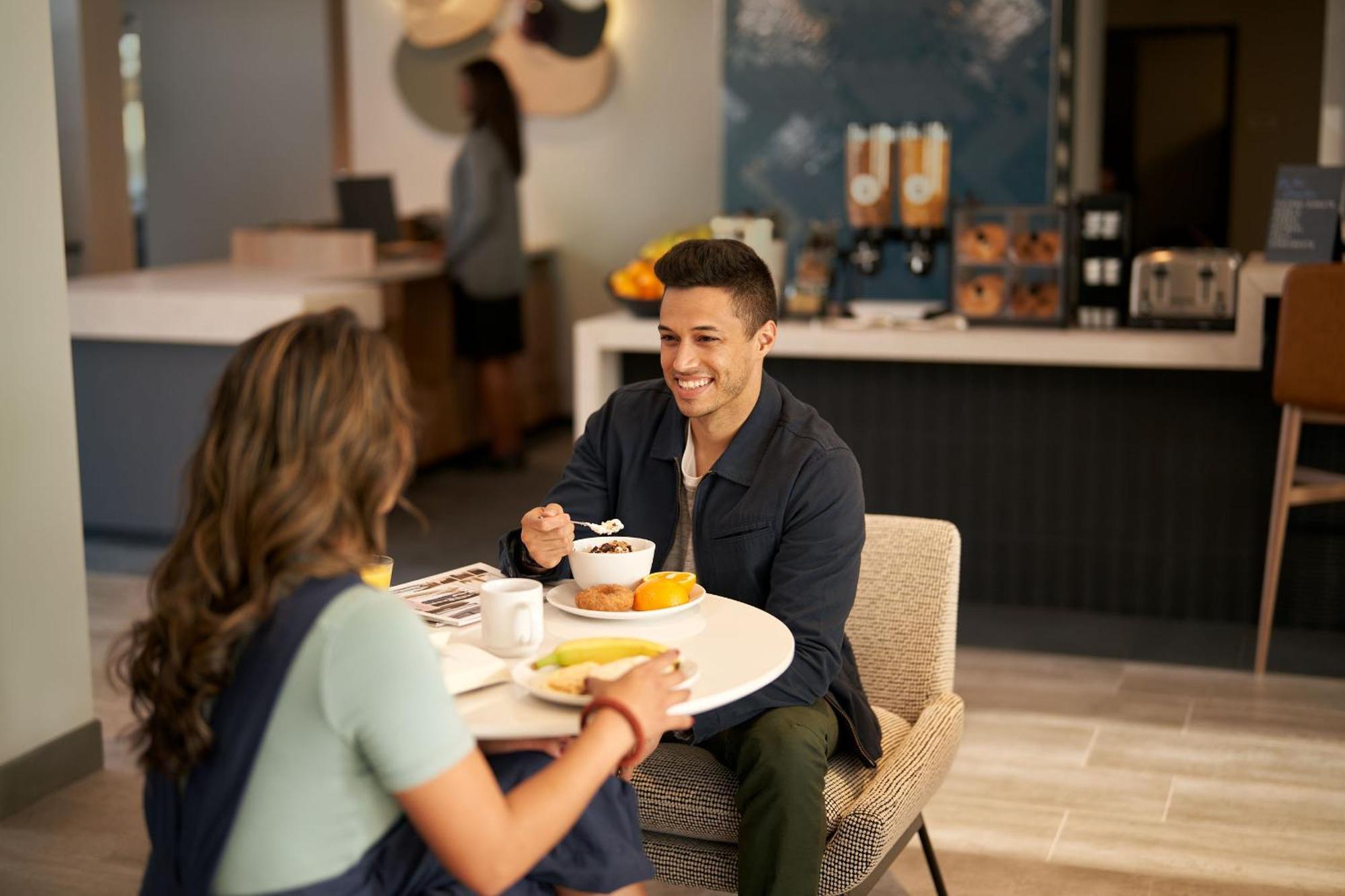 Atwell Suites Austin Airport By Ihg Bagian luar foto